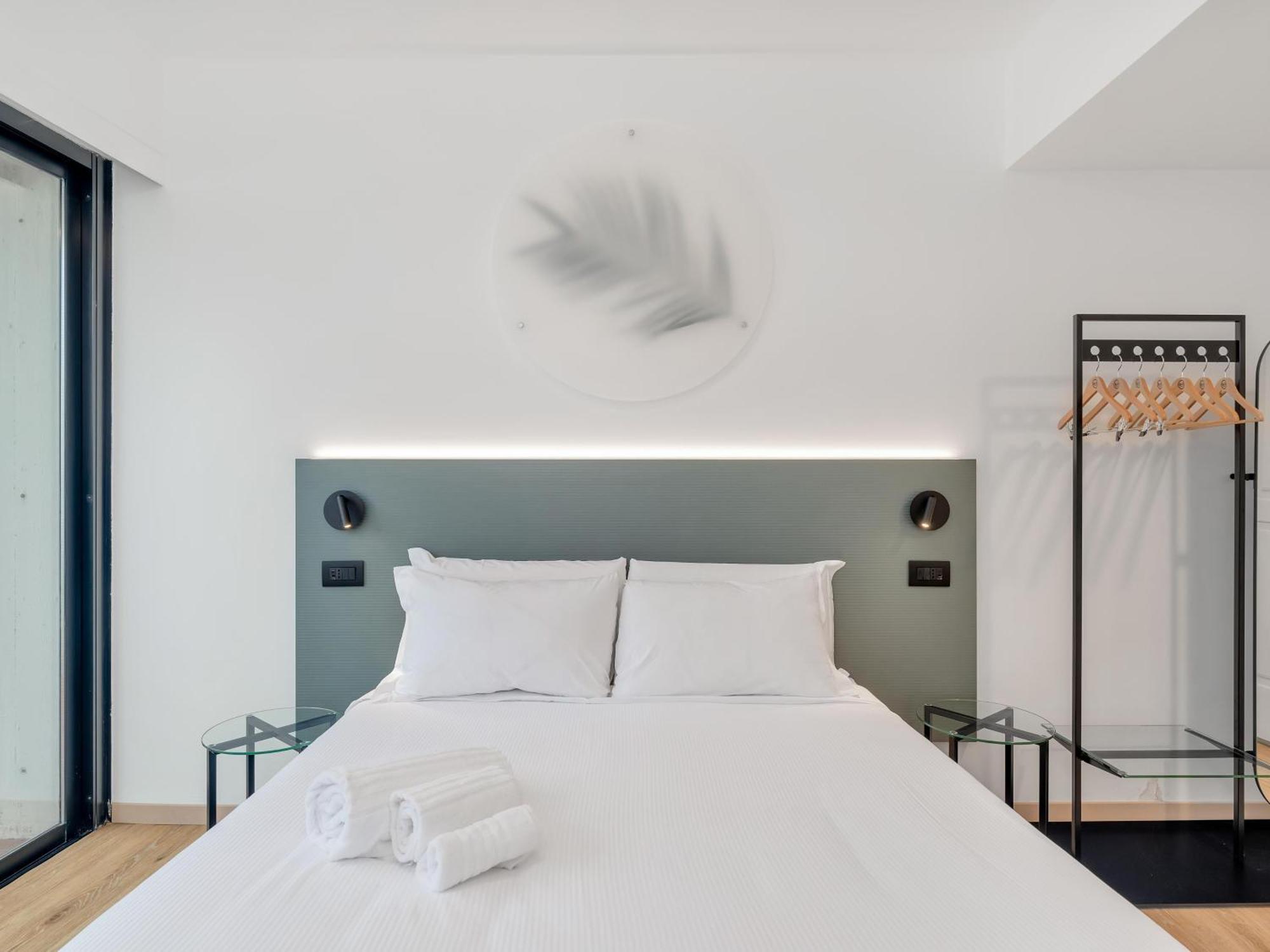 B&B Hotel Alba Экстерьер фото