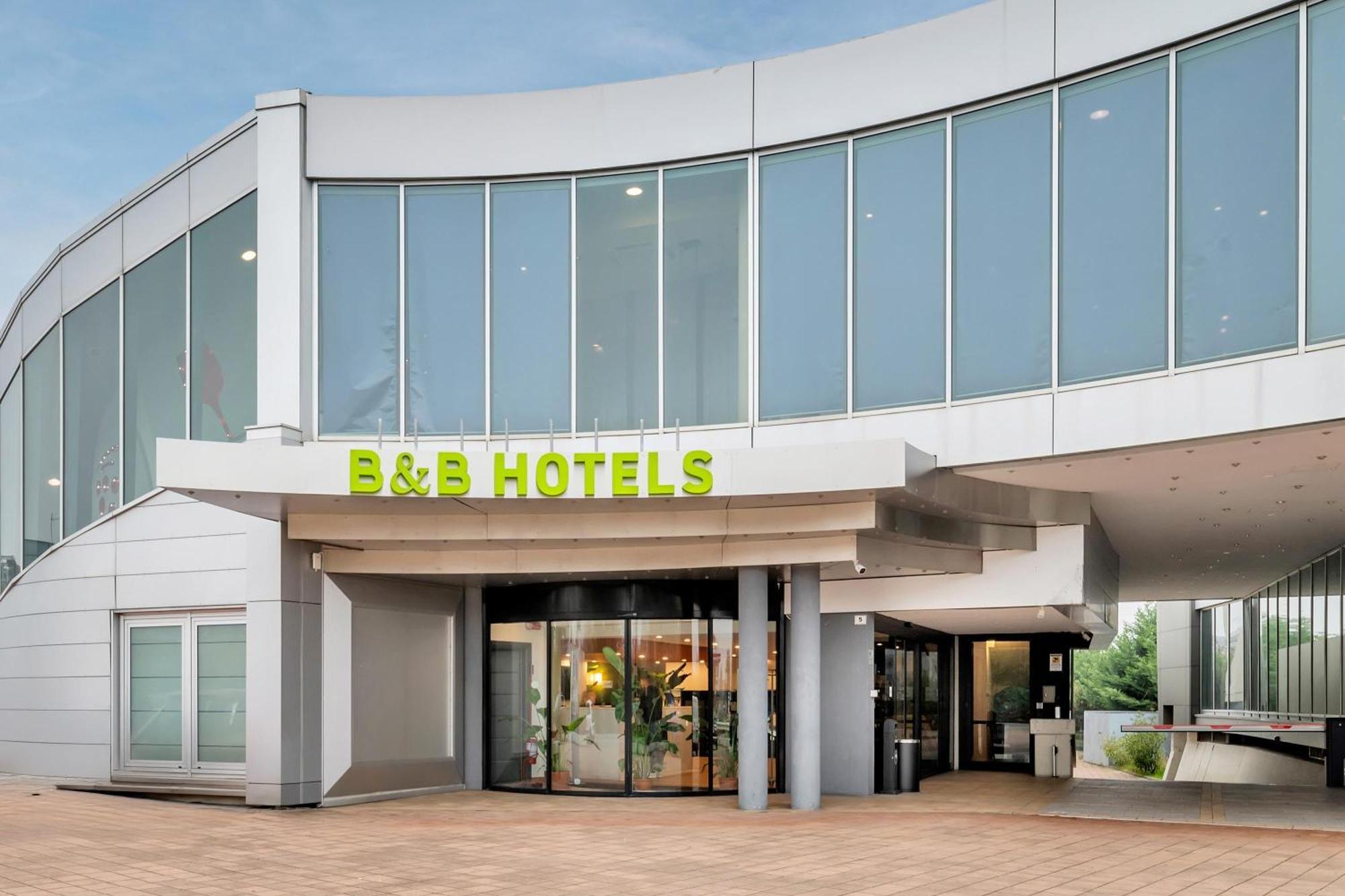 B&B Hotel Alba Экстерьер фото